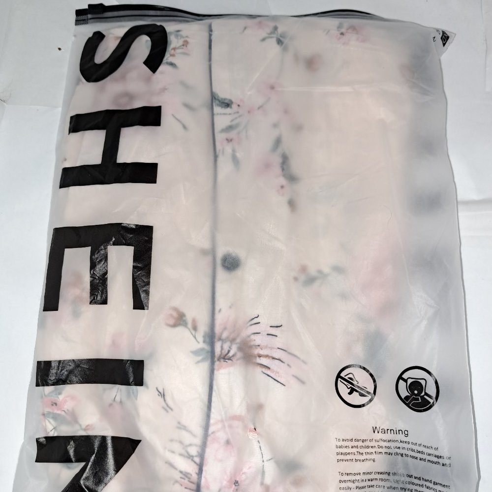 Brand New Shein Floral Print Piping Trim PJ Set Small